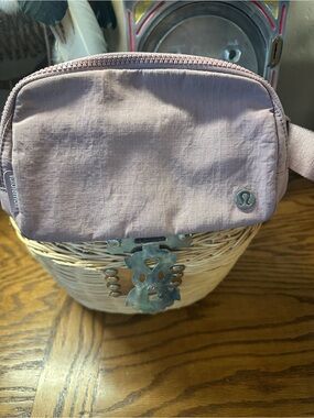 lululemon athletica Mauve Pink Cosmetic Case